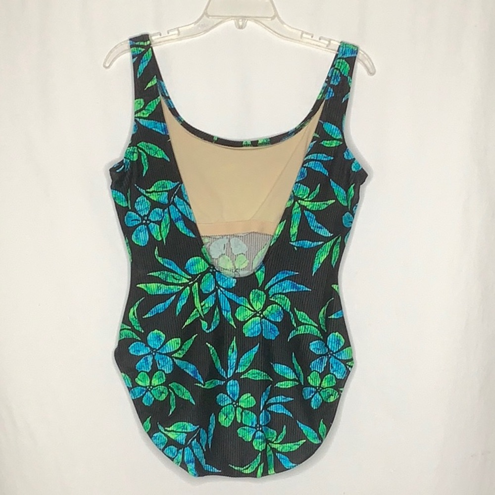Catalina Black Dark Moody Floral Tropical Ribbed Swimsuit Size 1X - Picture 8 of 9
